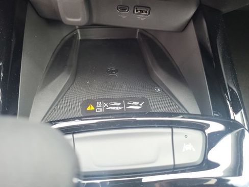 New 2026 Chevrolet Trax ACTIV w/ Sunroof Package FWD image 33