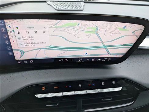 Used 2025 Buick Enclave Avenir w/ Super Cruise Package image 13