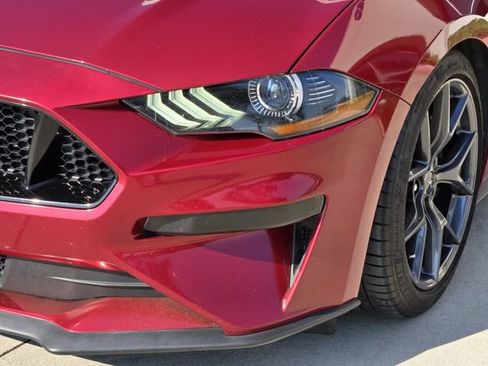 Used 2019 Ford Mustang GT image 9