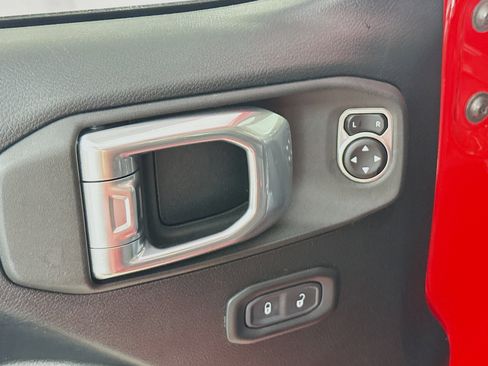 Used 2020 Jeep Gladiator Mojave image 21