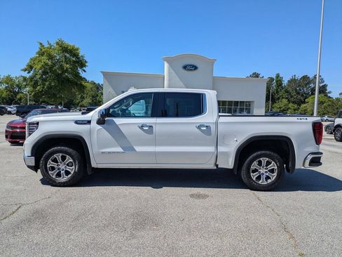 Used 2024 GMC Sierra 1500 SLT w/ SLT Premium Package AWD/4WD image 6