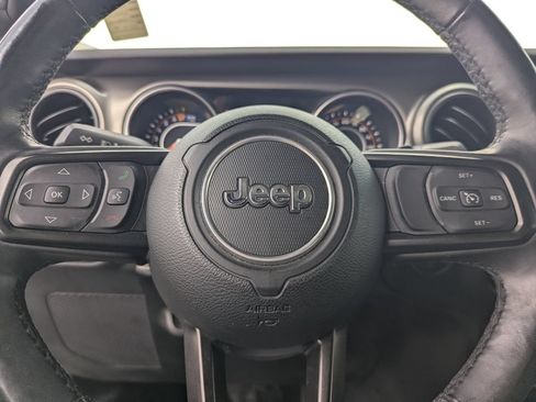 Used 2018 Jeep Wrangler Unlimited Sport S AWD/4WD image 19