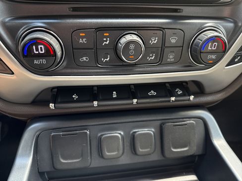 Used 2017 GMC Sierra 1500 SLT w/ SLT Premium Package AWD/4WD image 25