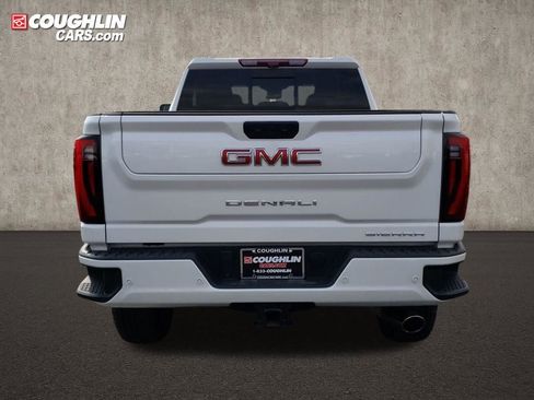Used 2025 GMC Sierra 2500 Denali w/ Denali Reserve Package image 5