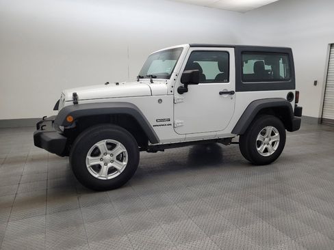 Used 2016 Jeep Wrangler Sport w/ Connectivity Group AWD/4WD image 2