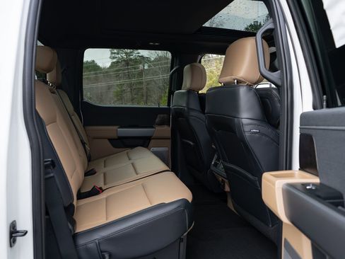 New 2026 Ford F250 Lariat w/ Lariat Ultimate Package image 38