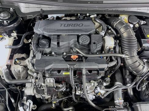 Used 2025 Kia K4 GT-Line Turbo FWD image 33