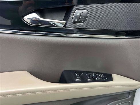 Used 2023 Lincoln Nautilus Reserve AWD/4WD image 19