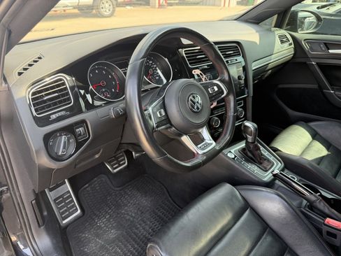 Used 2021 Volkswagen GTI SE FWD image 9