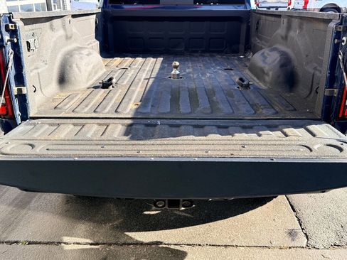 Used 2022 RAM 2500 Laramie w/ Night Edition image 10