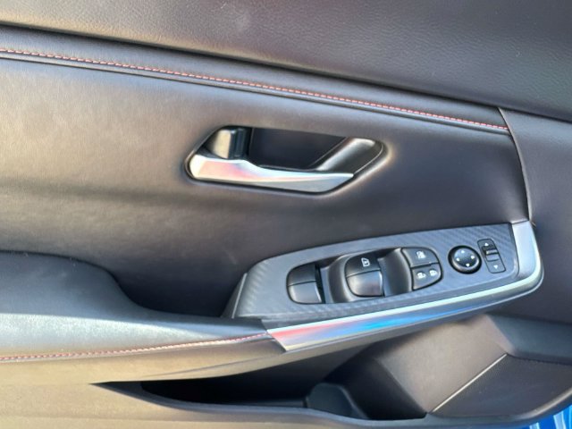 Used 2025 Nissan Sentra SR FWD image 26