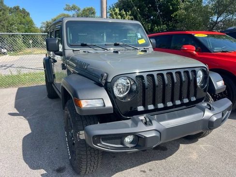 Used 2021 Jeep Wrangler Unlimited Sport AWD/4WD image 3