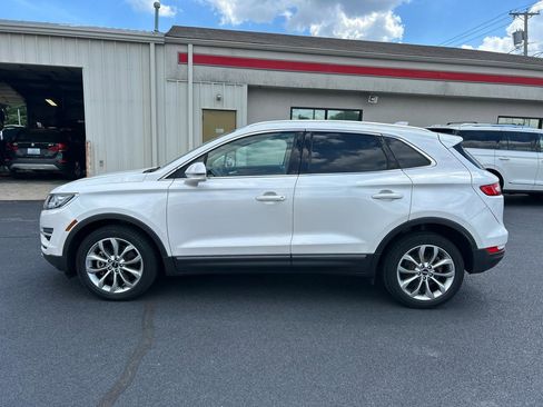 Used 2017 Lincoln MKC Select w/ Select Plus Package AWD/4WD image 8