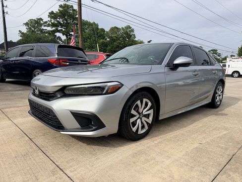 Used 2023 Honda Civic LX image 2