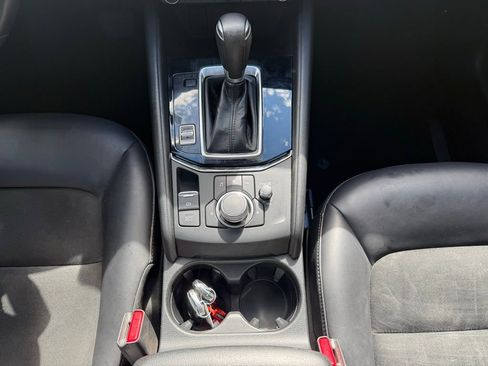 Used 2020 MAZDA CX-5 Touring image 17
