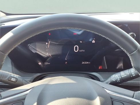 Used 2025 Buick Encore GX Preferred FWD image 11