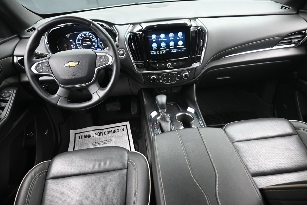 Used 2023 Chevrolet Traverse Premier AWD/4WD image 16