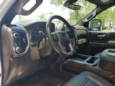Used 2022 GMC Sierra 2500 Denali w/ Denali Ultimate Package AWD/4WD image 20