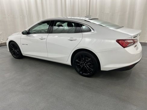 Used 2024 Chevrolet Malibu LT image 3