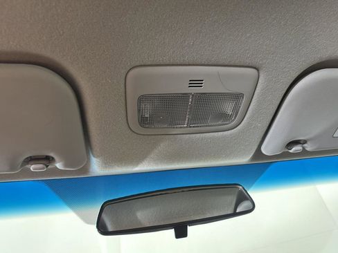 Used 2013 Toyota Corolla LE image 34