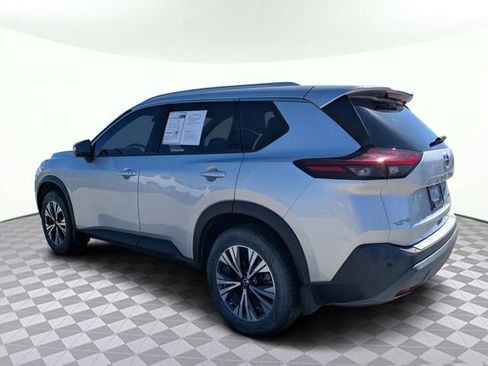 Used 2021 Nissan Rogue SV w/ Premium Package image 6