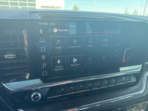 Used 2024 GMC Sierra 1500 SLT w/ SLT Premium Plus Package image 2