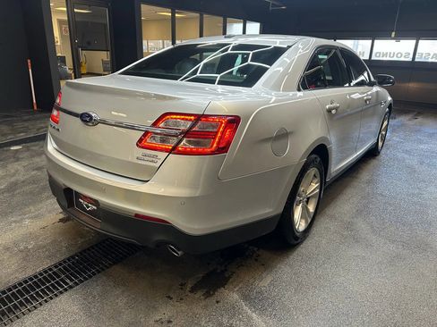Used 2014 Ford Taurus SEL w/ Equipment Group 201A image 7