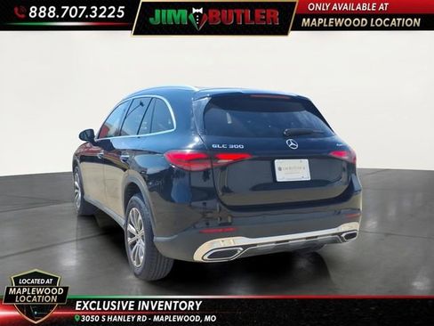 Used 2023 Mercedes-Benz GLC 300 4MATIC image 2