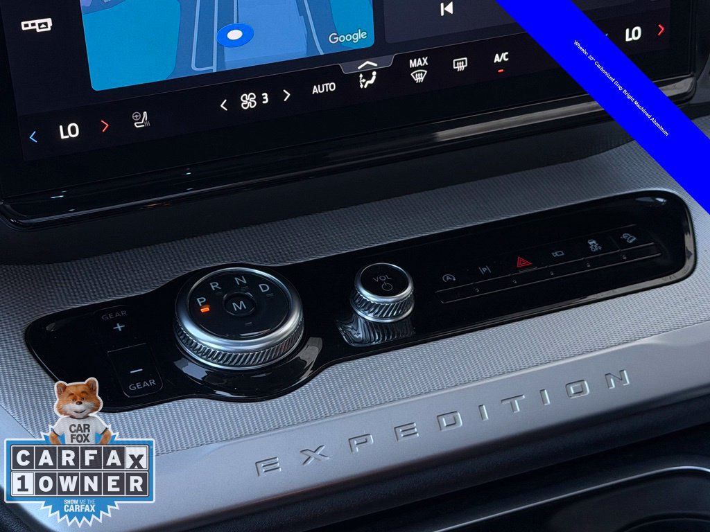 Used 2025 Ford Expedition Active AWD/4WD image 17