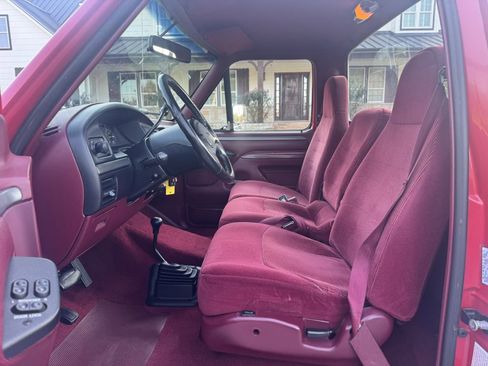 Used 1995 Ford F250 4x4 Regular Cab image 12