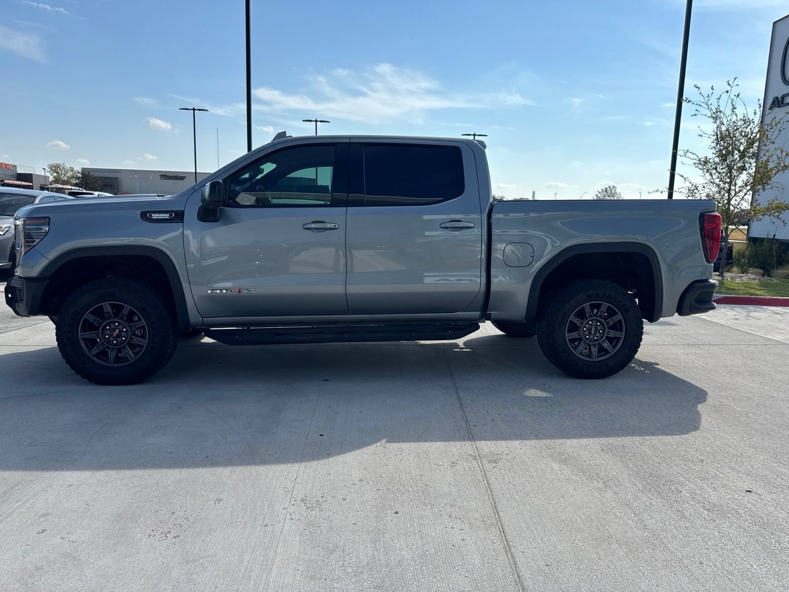 Used 2024 GMC Sierra 1500 AT4X AWD/4WD image 5
