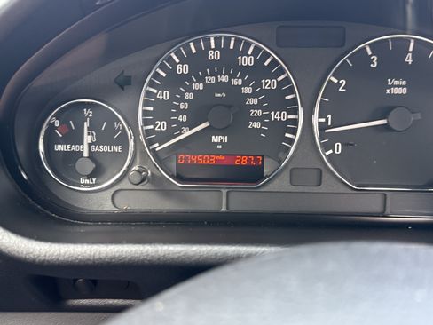 Used 2001 BMW Z3 3.0i RWD image 20