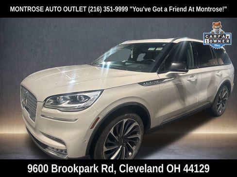 Used 2022 Lincoln Aviator Reserve w/ Equipment Group 201A image 3