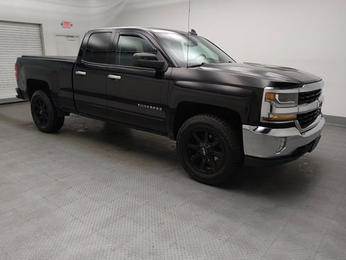 Used 2017 Chevrolet Silverado 1500 LT w/ All Star Edition image 11