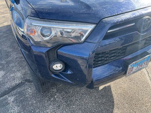 Used 2022 Toyota 4Runner SR5 Premium image 6