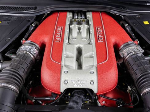Used 2023 Ferrari 812 GTS RWD image 59