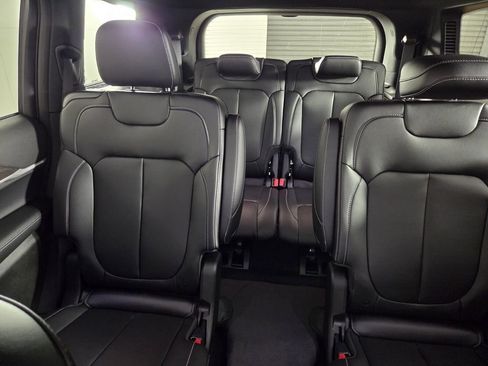 New 2026 Jeep Grand Cherokee L Limited w/ Limited Altitude Package RWD image 17