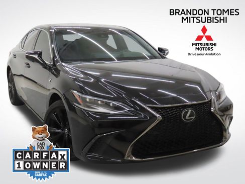 Used 2024 Lexus ES 300h F Sport w/ Accessory Package (Z2) image 1