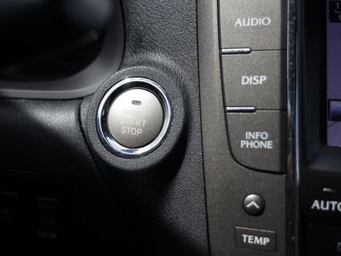 Used 2011 Lexus IS 350C w/ Luxury Pkg RWD image 30