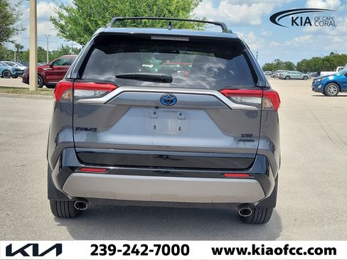 Used 2020 Toyota RAV4 XSE w/ All Weather Liner Package AWD/4WD image 5