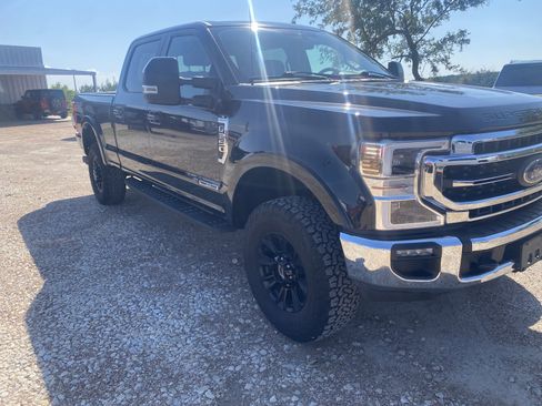 Used 2020 Ford F250 Lariat w/ Tremor Off-Road Package image 2