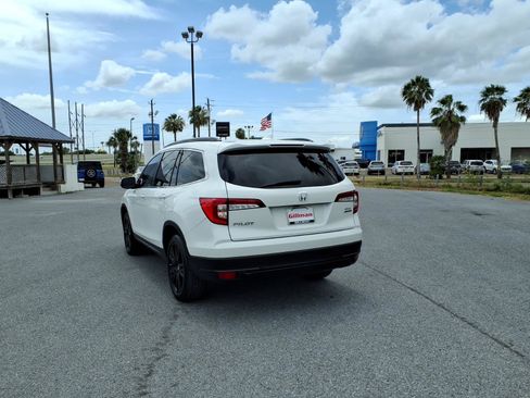 Certified 2021 Honda Pilot Special Edition image 6
