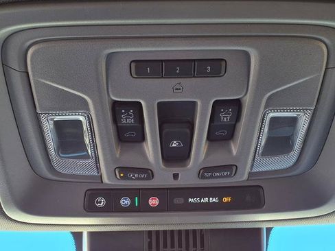 New 2026 GMC Sierra 1500 Denali w/ Denali Reserve Package AWD/4WD image 17