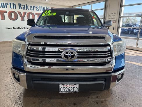 Used 2016 Toyota Tundra SR5 w/ SR5 Upgrade Package image 5