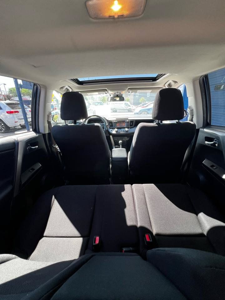 Used 2017 Toyota RAV4 XLE w/ Plus Extra Value Package AWD/4WD image 11