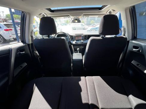 Used 2017 Toyota RAV4 XLE w/ Plus Extra Value Package AWD/4WD image 11