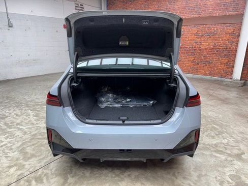 New 2026 BMW i5 eDrive40 w/ M Sport Package image 24