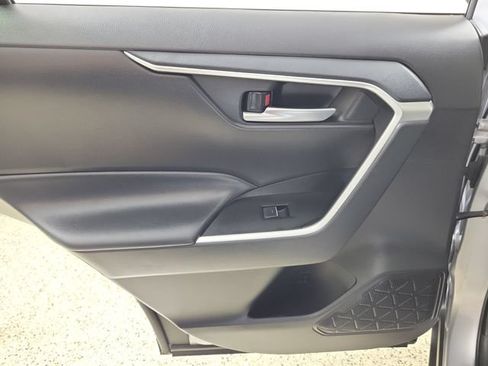 Used 2024 Toyota RAV4 XLE w/ Convenience Package FWD image 14