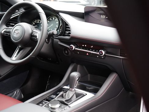 New 2026 MAZDA MAZDA3 Carbon w/ Appearance Package image 19