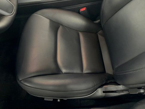 Used 2023 Tesla Model 3 Standard Range RWD image 16